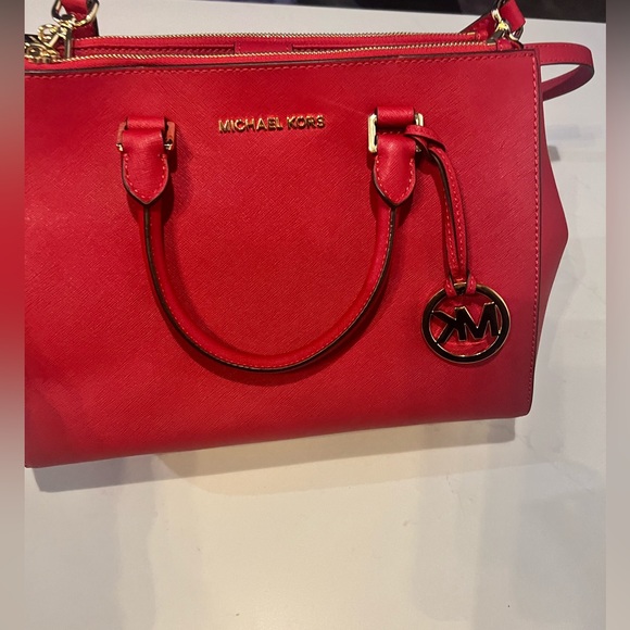 NWOT Michael Kors Satchel with top handles and adjustable removable strap - Picture 3 of 7